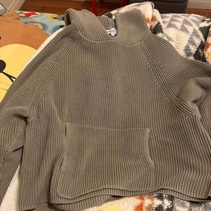 Vwoolo knit hoodie, size large, grey with yellow star on back, new, never worn